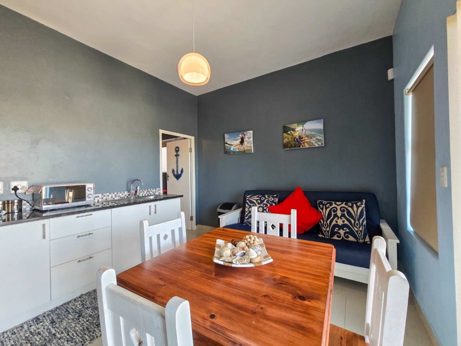 6 Bedroom Property for Sale in Stilbaai Oos Western Cape